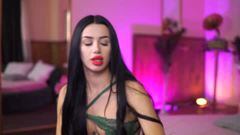 jenna_day online show from January 31, 2025, 9:48 am