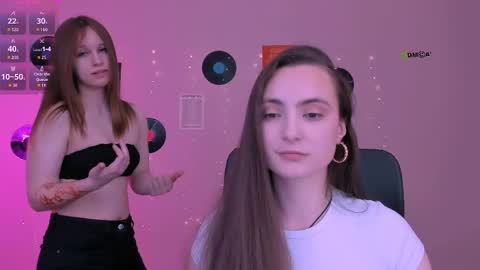 jenna_elayne online show from May 3, 2026, 12:11 pm