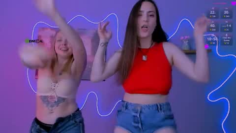 jenna_elayne online show from May 17, 2026, 12:01 pm