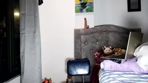 Snapshot of jenna_grey24 chatting on October 25, 2025, 12:51 am Isabella online show from October 25, 2025, 12:51 am