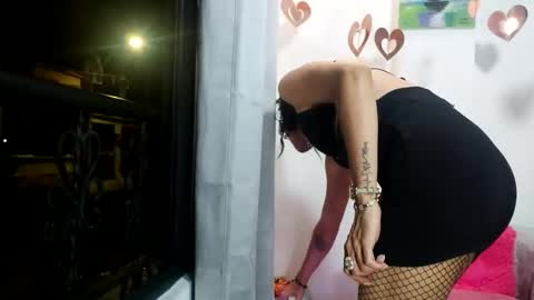  Isabella  online show from November 26, 2025, 10:16 am