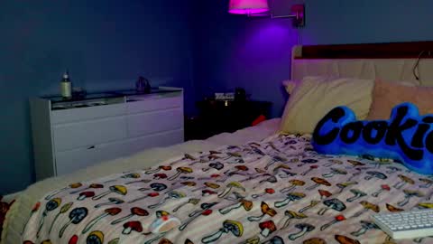 Jenna J. Morrison online show from March 3, 2026, 12:06 am