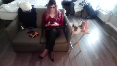 Snapshot of jennacd4life chatting on July 1, 2026, 9:36 pm Jenna Cross online show from July 1, 2026, 9:36 pm