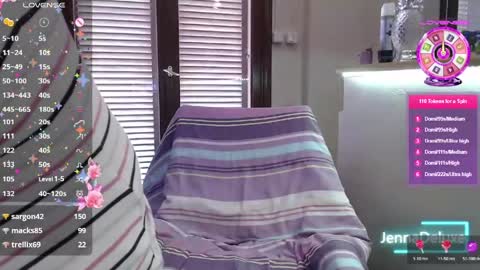 Snapshot of jennadeluxe chatting on May 11, 2026, 2:45 pm Jenna online show from May 11, 2026, 2:45 pm