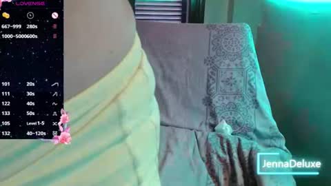 Snapshot of jennadeluxe chatting on July 17, 2026, 5:14 am Jenna online show from July 17, 2026, 5:14 am