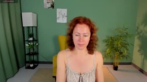 Snapshot of jennali1 chatting on June 19, 2026, 4:17 am Jenna online show from June 19, 2026, 4:17 am