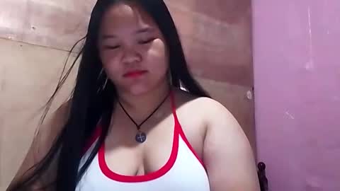 jennalyn_19 online show from November 2, 2025, 12:51 pm