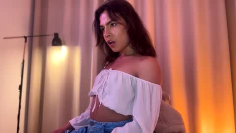 jennardrako online show from February 23, 2025, 9:33 am