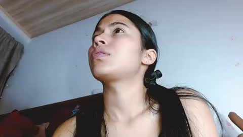 jenner_lena online show from August 9, 2026, 7:24 am