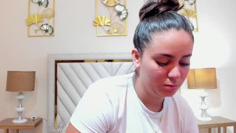 jenner_madison online show from April 23, 2026, 12:29 pm