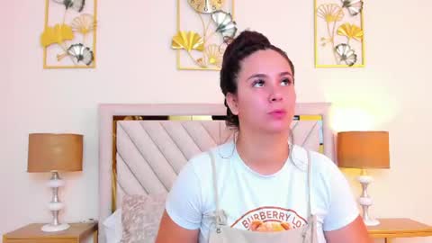jenner_madison online show from June 12, 2026, 11:20 am
