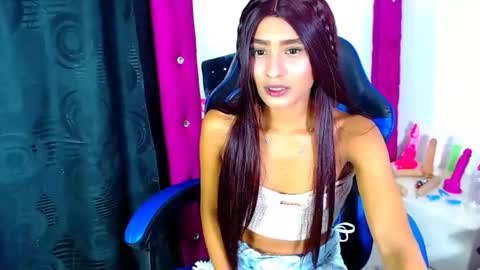 Snapshot of jenng18 chatting on February 3, 2026, 3:59 am jenn online show from February 3, 2026, 3:59 am