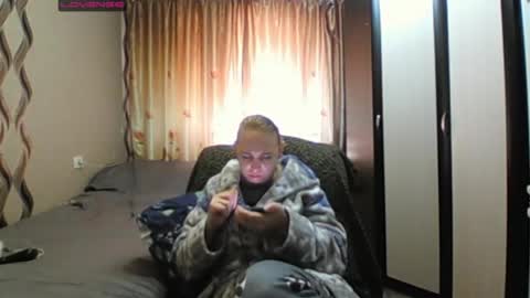 JenniDeep online show from April 30, 2026, 6:53 am