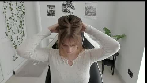 Karla online show from May 29, 2026, 12:47 pm