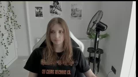 Karla online show from June 18, 2026, 12:20 pm