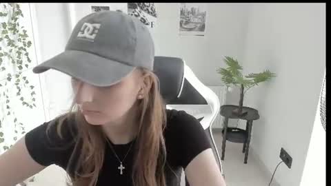 Karla online show from June 20, 2026, 12:19 pm