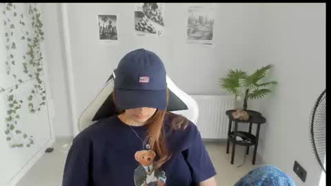 Karla online show from July 26, 2026, 12:23 pm