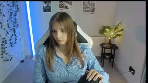 Karla online show from July 28, 2026, 1:10 pm