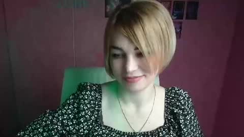 Snapshot of jennifer_cuttie chatting on April 8, 2026, 11:54 am Jennifer online show from April 8, 2026, 11:54 am
