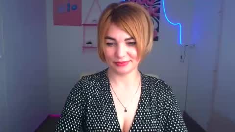 Snapshot of jennifer_cuttie chatting on April 15, 2026, 6:53 am Jennifer online show from April 15, 2026, 6:53 am