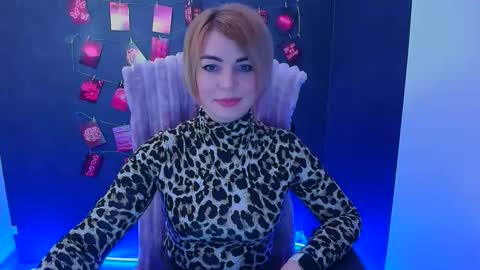 Snapshot of jennifer_cuttie chatting on April 16, 2026, 12:06 pm Jennifer online show from April 16, 2026, 12:06 pm