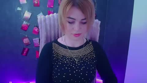 Snapshot of jennifer_cuttie chatting on May 2, 2026, 11:37 am Jennifer online show from May 2, 2026, 11:37 am