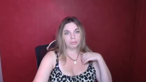 Jennifer online show from September 10, 2025, 11:54 am