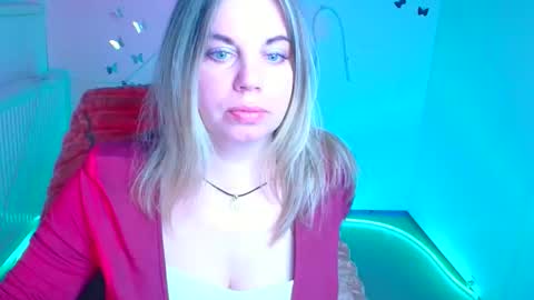 Jennifer online show from April 23, 2026, 12:29 pm