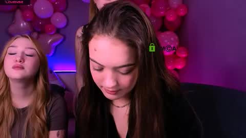 jennifer_sheil online show from February 12, 2026, 8:37 pm