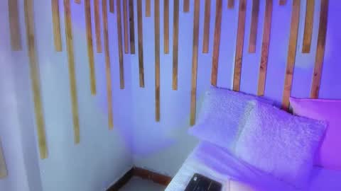 Snapshot of jennifer_vega1 chatting on September 17, 2025, 9:16 pm Jennifer vega  online show from September 17, 2025, 9:16 pm
