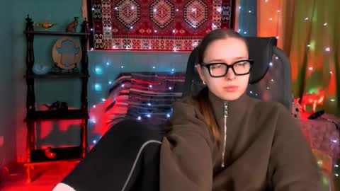 Jennifer online show from February 10, 2026, 3:38 pm