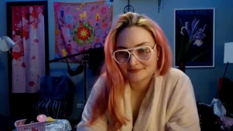 Snapshot of jennifergwen chatting on February 27, 2025, 2:32 am Jennifer Gwen online show from February 27, 2025, 2:32 am