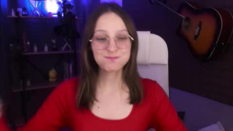 jenniferkiim online show from October 24, 2025, 1:40 pm