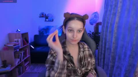 jenniferkiim online show from March 26, 2026, 2:17 am