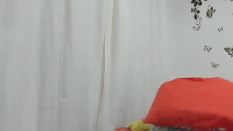 jenniferloveyou online show from January 20, 2025, 8:50 pm
