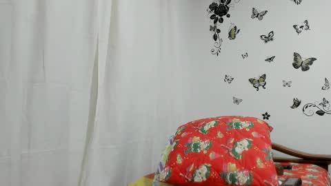 jenniferloveyou online show from January 22, 2025, 1:10 am