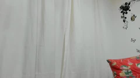 jenniferloveyou online show from January 22, 2025, 9:10 pm