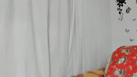 jenniferloveyou online show from February 26, 2025, 4:35 pm