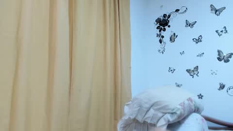 jenniferloveyou online show from October 10, 2025, 4:50 pm