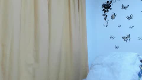 jenniferloveyou online show from February 26, 2026, 5:01 pm