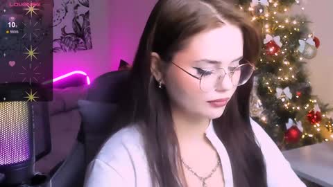 Snapshot of jenniferwandis77 chatting on December 28, 2024, 4:30 pm Jenni online show from December 28, 2024, 4:30 pm