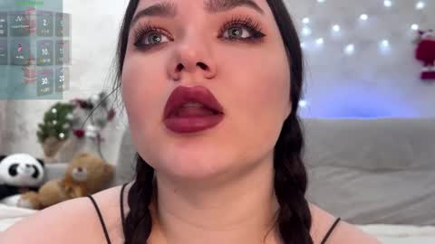 Mila online show from December 25, 2024, 10:16 pm