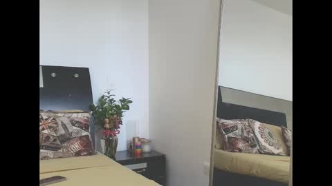 Snapshot of jennmullatta_ chatting on January 15, 2026, 6:00 pm Jenn online show from January 15, 2026, 6:00 pm