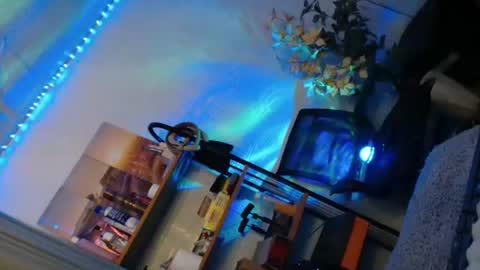 Snapshot of jenny20_xxx chatting on April 7, 2026, 9:15 pm PRETTY JENNY online show from April 7, 2026, 9:15 pm