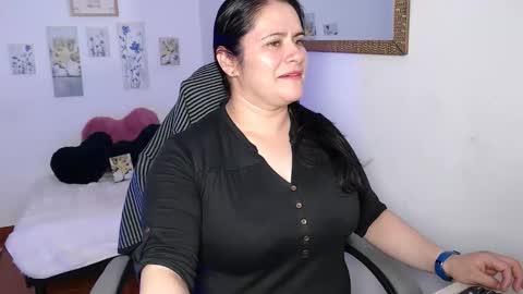 jenny__777 online show from February 5, 2026, 7:07 pm
