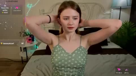 jenny_bunny_ online show from June 3, 2026, 1:30 am