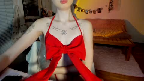 Jennifer Jenny Darling   online show from December 15, 2024, 9:42 pm