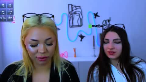 Snapshot of jenny_donne chatting on March 13, 2026, 6:09 am jenny_donne online show from March 13, 2026, 6:09 am