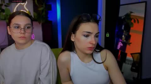 Snapshot of jenny_donne chatting on March 25, 2026, 6:19 am jenny_donne online show from March 25, 2026, 6:19 am