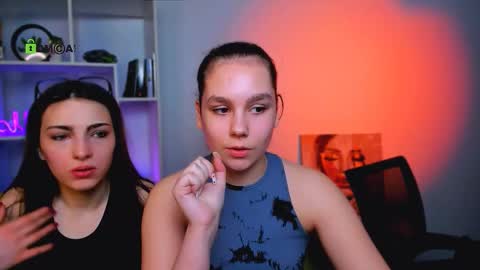 Snapshot of jenny_donne chatting on March 26, 2026, 6:08 am jenny_donne online show from March 26, 2026, 6:08 am